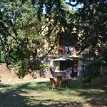 Freistehendes Haus Mit Garten Zur Alleinigen Nutzung By Interhome בית נופש אומברטידה