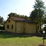 Freistehendes Haus Mit Garten Zur Alleinigen Nutzung By Interhome בית נופש *